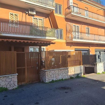 Appartamento Roma Vicino Metro C מראה חיצוני תמונה